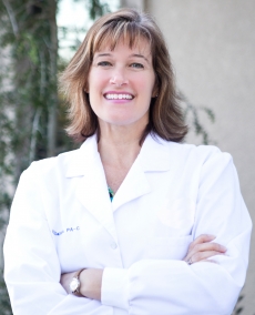 Dr. Suzanne Villalobos - Deland, FL - Family Medicine
